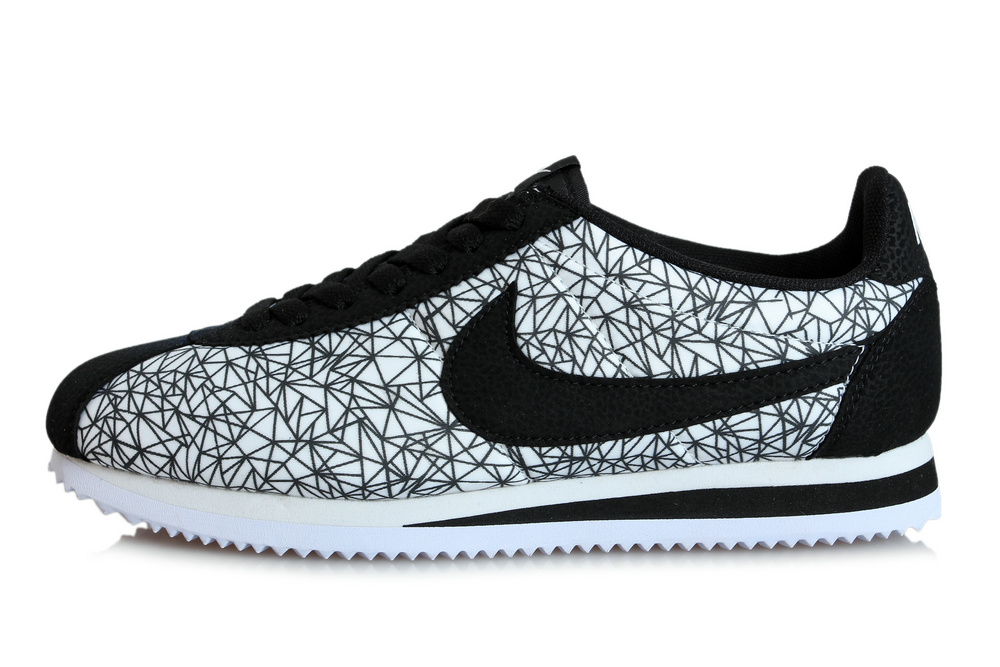 Nike Cortez Gump couleurs melangees geometriques blanches des femmes noires (4)